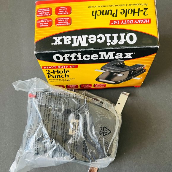 OFFICE MAX Heavy Duty 2-Hole Punch NIB - Picture 2 of 3